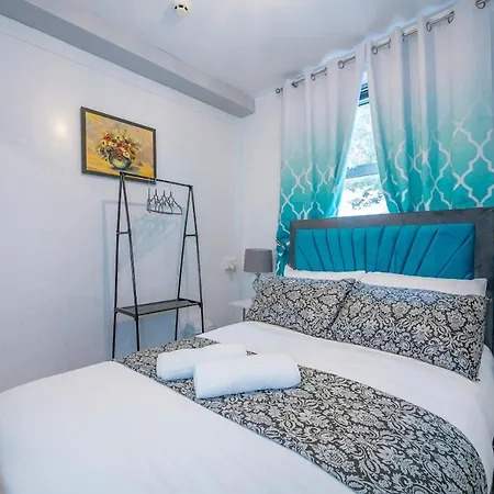Lägenhet -f9gh- For Your Relaxed, Cosy Stay, Parking