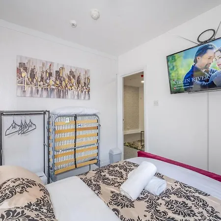 Lägenhet -f9gh- For Your Relaxed, Cosy Stay, Parking *