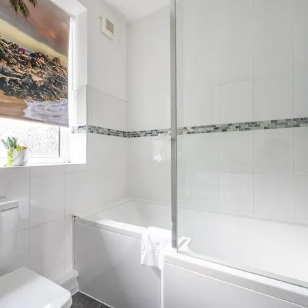 F9Gh - Stylish Apartment With Garden In Leeds *