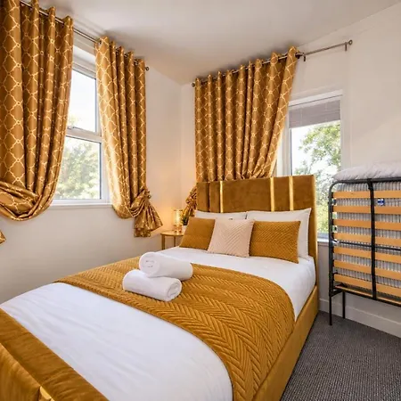 F9gh - Stylish With Garden In Apartment Leeds (West Yorkshire)