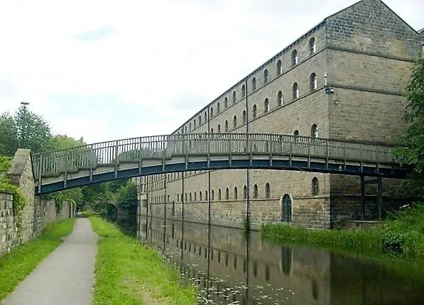 -f9gh- For Your Relaxed, Cosy Stay, Parking