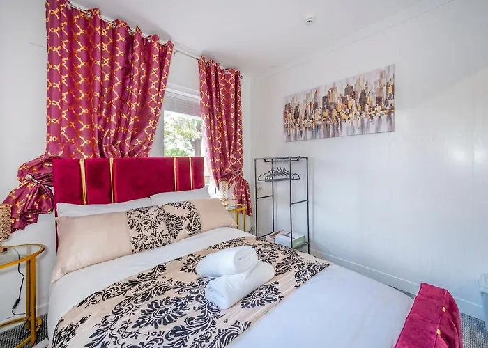 Apartment -f9gh- For Your Relaxed, Cosy Stay, Parking Leeds (West Yorkshire)